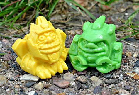 Little Weirdos: Mini figures and other monster toys: Mini Boglins ...