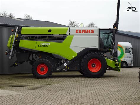 Foto Claas Lexion 7400 Van Kamps De Wild BV