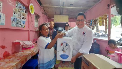 Dapat Bantuan Dari Partai Perindo Pelaku UMKM Di Manado Merasa Terharu