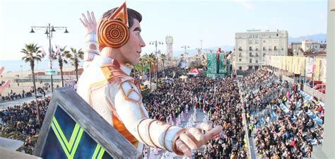 The Carnival of Viareggio - Visit Europe