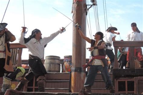 Pirate Sword Fighting