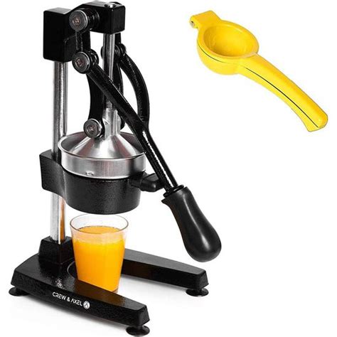 The Best Citrus Juicers Of