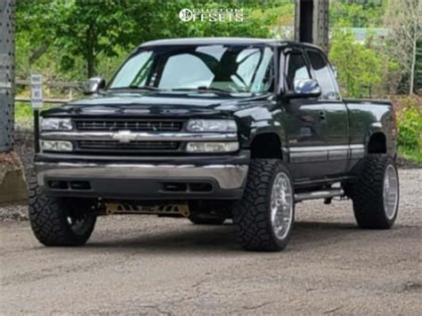 Rough Country 4 Suspension Lifts For 99 06 Chevrolet Silverado 1500 07 Chevrolet Silverado