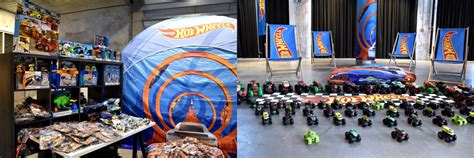 Hot Wheels facebook moderált élő közvetítés