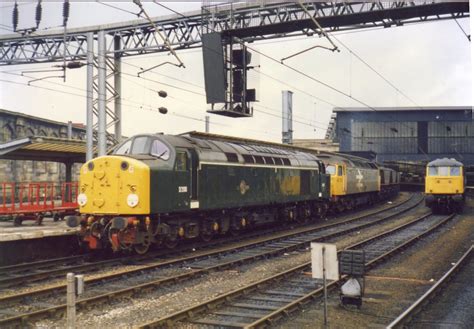 Class 40 47 Class 40 40122 D200 And Class 47 47050 At Carl Flickr