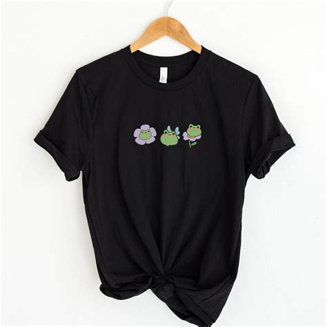 Flower Frog Shirt Frog Tshirt Cottagecore Shirt Cute Frog Shirt