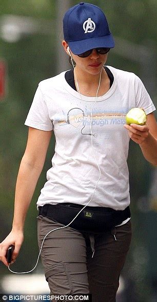 Scarlett Johansson Nude Leaked Photos Actress Emerges After Cellphone Hacking Daily Mail