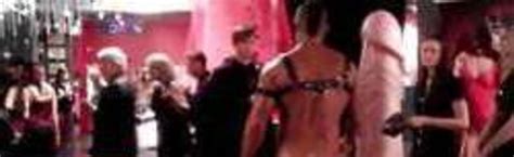 Real Stripp Demonstrate Of Bare DJ CFNM ZB Porn