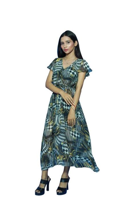 Buy Ravi Rajoria Women S Georgette Digital Print Kaftan Beach Coverup Bikini Coverup Kaftan
