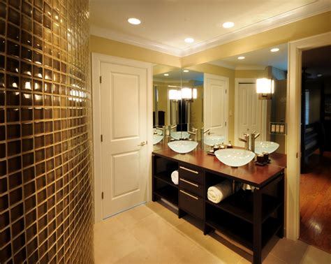 25 Modern Luxury Master Bathroom Design Ideas