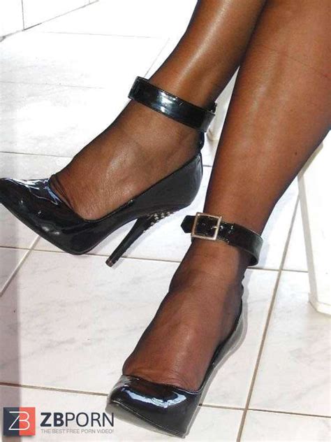 Mature Hottie Annick ZB Porn