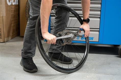 How to replace your cassette - Ebikes Online
