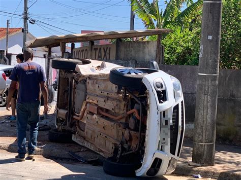 Acidente Deixa Carro Tombado Na Regi O Da Vila Mariana Jornal