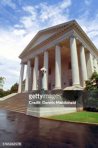 State Capitol Buildings High-Res Stock Photo - Getty Images