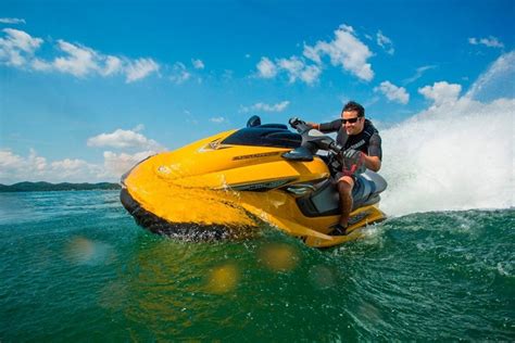 Jet Ski Yamaha (2-Person) | Rockon Recreation Rentals