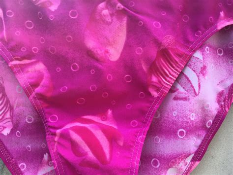 MTrend Pinker Bikini Kleiderkorb De