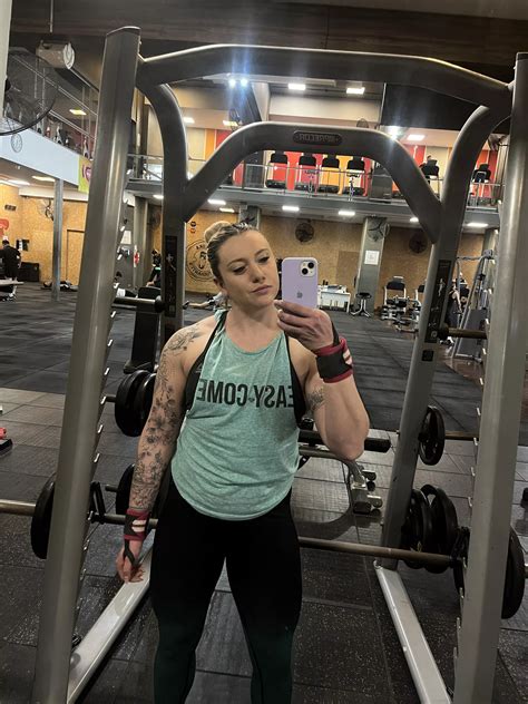 In The Middle Of An Intense Workout Nudes Workoutgirls NUDE PICS ORG