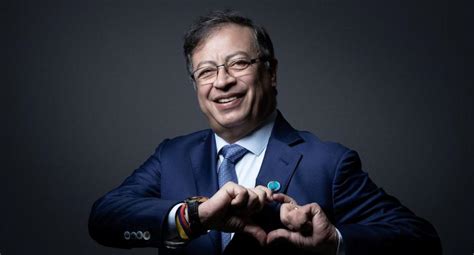 Colombia Gustavo Petro Cumple Cien D As De Luna De Miel De La