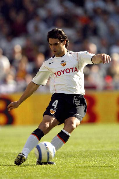 Roberto Ayala Valencia Pictures and Photos - Getty Images | Valencia ...