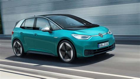 The 2020 Volkswagen Id 3 Aims To Be A 341 Mile Electric People S Car