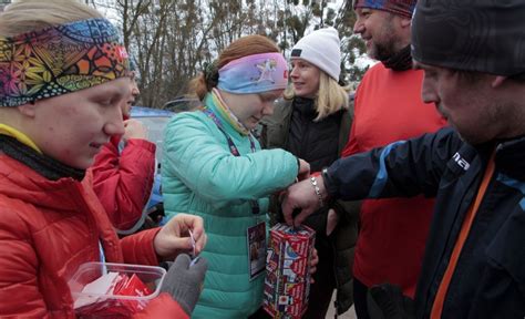 Parkrun dla WOŚP 2023 w Grudziądzu Biegło i spacerowało blisko 180