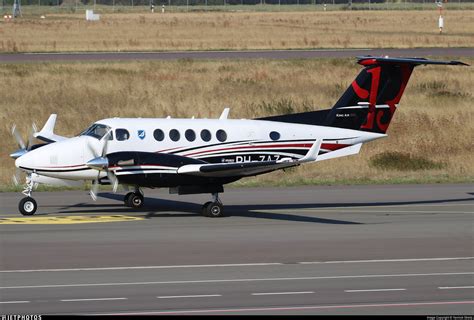 Ph Zaz Beechcraft Cgt King Air Zeusch Aviation Yannick Streitz