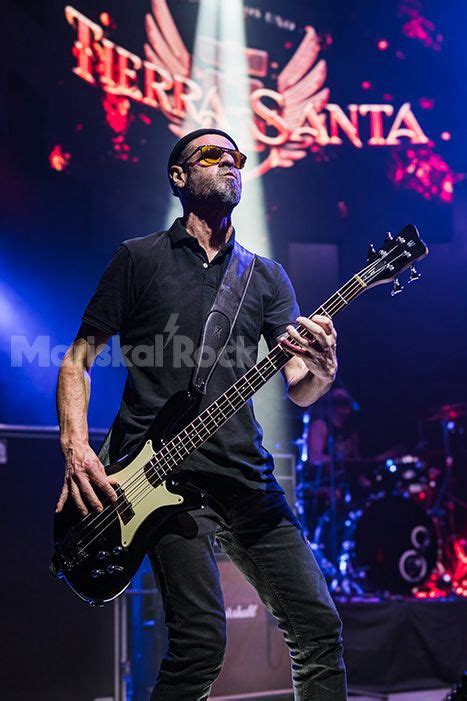 Crónica de Tierra Santa en Madrid Todos somos uno MariskalRock