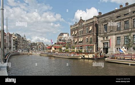 Amsterdam canal cruises, Dutch architecture, canal houses Stock Photo ...