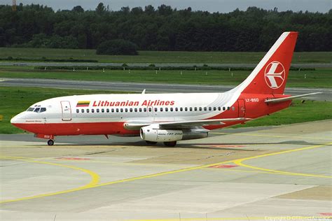 Lithuanian Airlines Boeing 737 2T4 Adv LY BSD Photo 326239