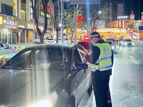 【节日我在岗】五一小长假 安全不放假——白银公安交警开展酒醉驾夜查统一行动 澎湃号·政务 澎湃新闻 The Paper