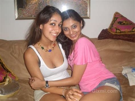 New Delhi Hot Desi Girls Photos Gixmi Gixmi