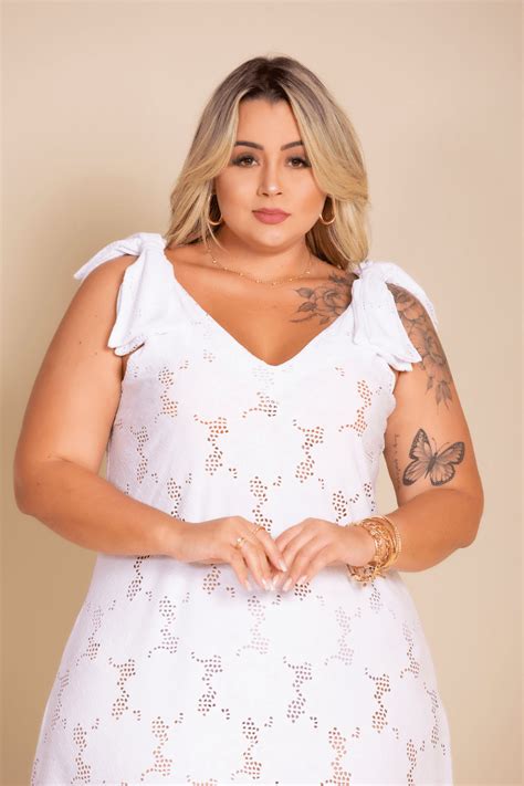 Vestido Alça Laise Plus Size Chic E Elegante