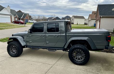 2022 High Altitude Eco Diesel Sting Gray Jeep Gladiator Jt News