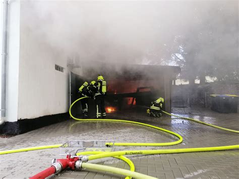 Wohnhaus Wegen Garagenbrand Evakuiert Radio Chemnitz