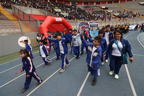 Edición Bicentenario Inauguran los Juegos Escolares Deportivos y