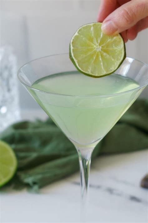 Green Ghost Cocktail Easy Chartreuse Cocktail