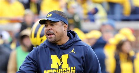 Mike Hart sets Michigan history during head coaching debut