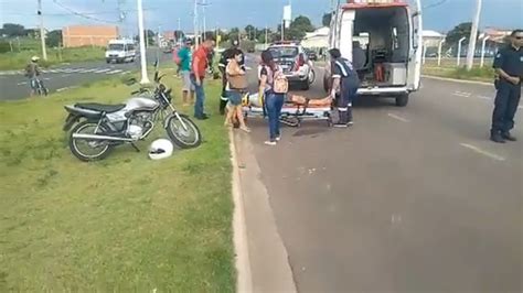 Motociclista Tem Suspeita De Fratura Em Acidente Na Ruz Peres Comando