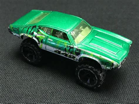 HOT WHEELS OLDS 442 Collectable Scale 1 64 EUR 4 21 PicClick FR