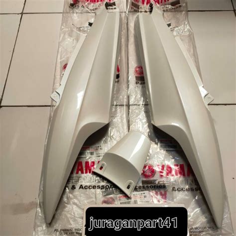 Jual Body Samping Mio Sporty Original Putih Sambungan Body Mio Sporty