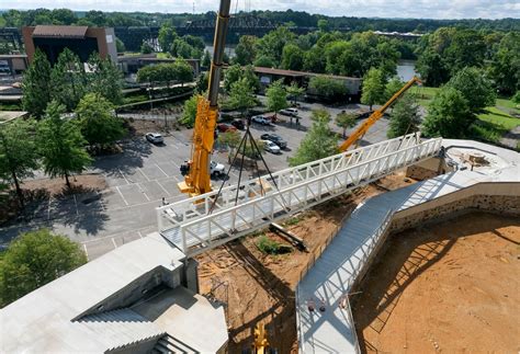 PHOTOS: Pedestrian Bridge Construction