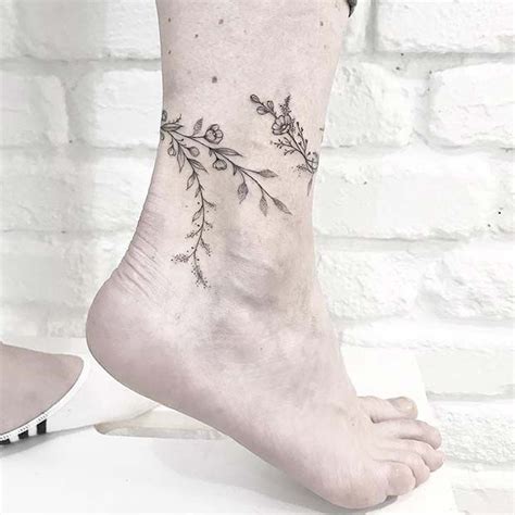 Beautiful Ankle Tattoo Ankle Bracelet Tattoo Ankle Tattoos Ankle