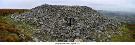 772 Passage grave Images, Stock Photos & Vectors | Shutterstock