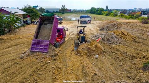 Best Amazing Team Trucks 5 Ton With Bulldozer Komatsu D20P Showing