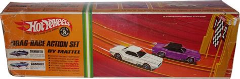 Drag-Race Action Set - 1968 Hot Wheels Playset - HWredline.com