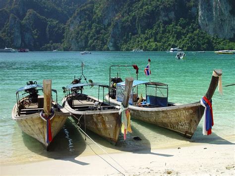 Boats At Phi Phi Beach Boats In Touristic Phi Phi Island Thailand