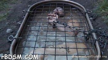 Aroused Brunette Sweetie Fingers Tight Snatch XVIDEOS