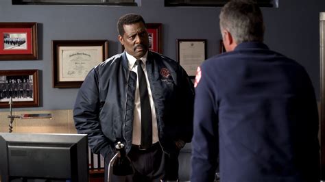 Chicago Fire Shocker Eamonn Walker Leaving After Season 12