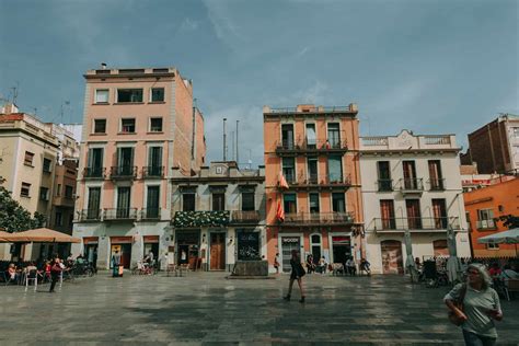 Das Beste vom Plaça del Sol Ein Führer zu Barcelonas beliebtestem