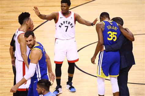 Kevin Durant Re Injured His Leg And Raptors Players Had To Tell Fans To